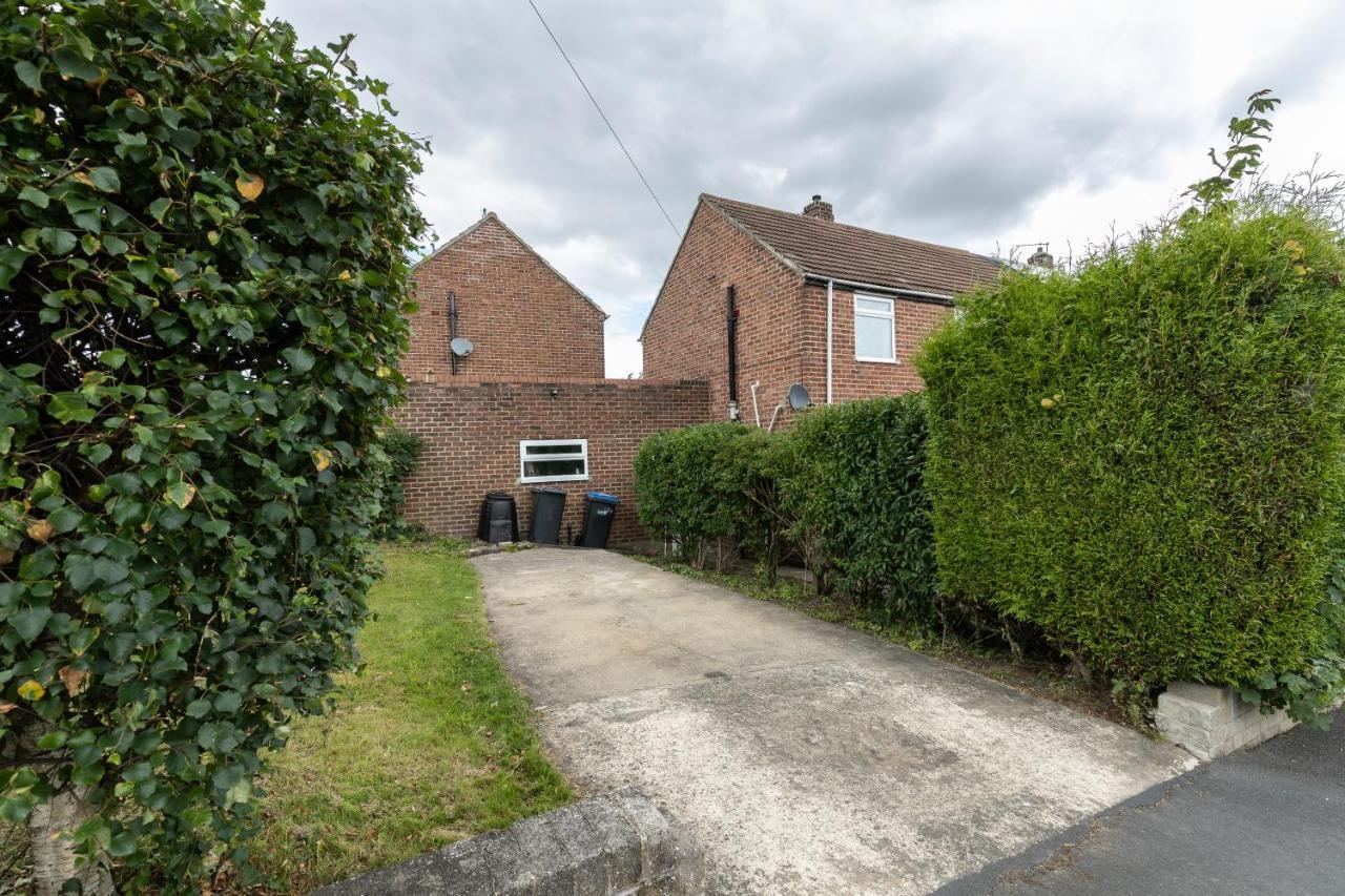 Taylor House Contractors Welcome Off Street Parking For Vans Durham Dış mekan fotoğraf